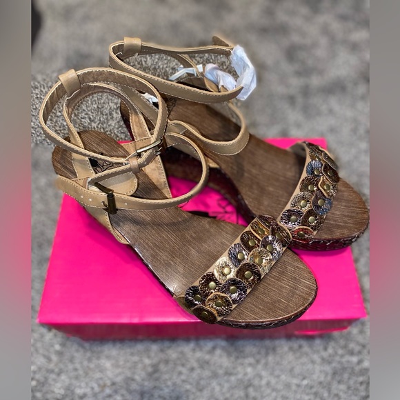 Corkys Shoes - New Conkys Beige Strap Wedge Basket Weave Sandles